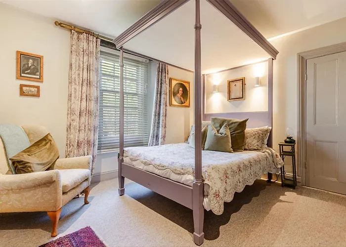 Hortus House - Regency Style Apartment With Attached Parking