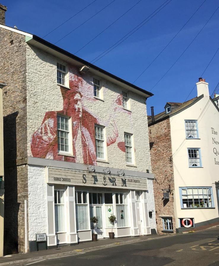 Hortus House - Regency Style With Attached Parking *